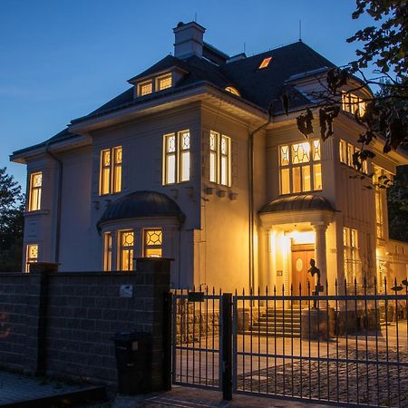 Ertlova Vila Jablonec nad Nisou Exteriör bild
