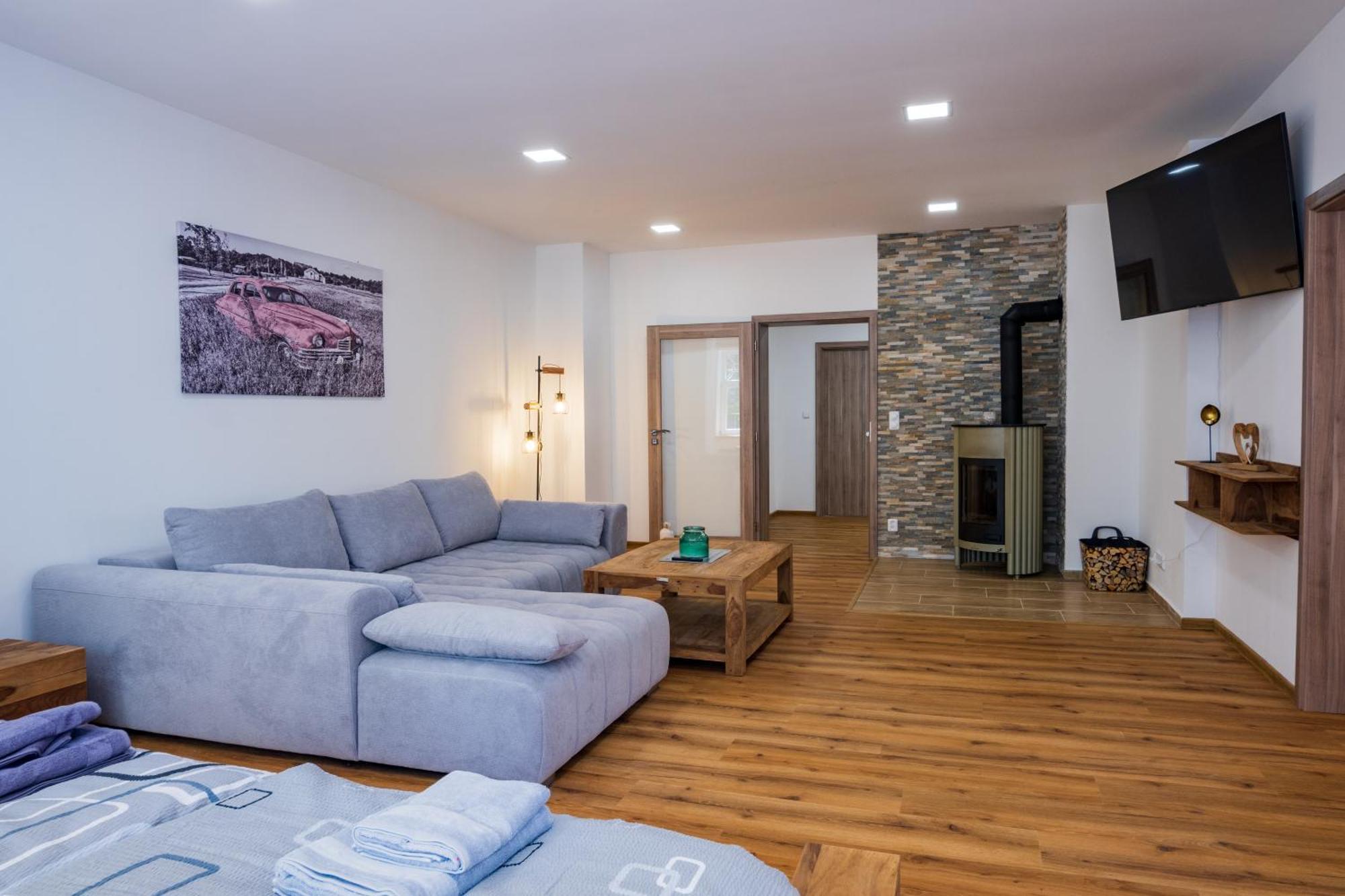 Ertlova Vila Jablonec nad Nisou Exteriör bild